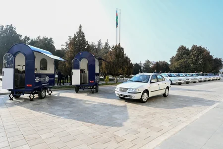 Naxçıvanda əlilliyi olan şəxslərə avtomobil və səyyar kofe evləri təqdim edilib