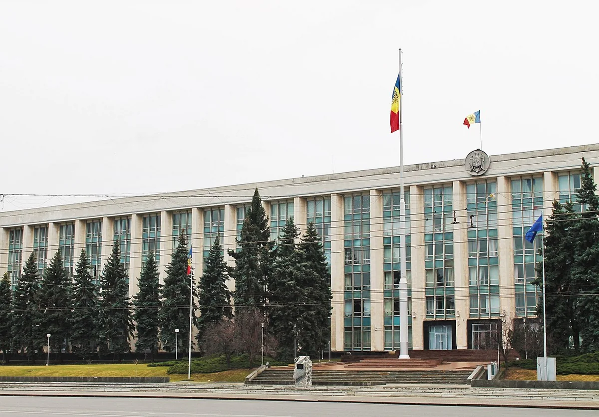 Правительство Молдовы одобрило привлечение кредита МВФ на $173 млн