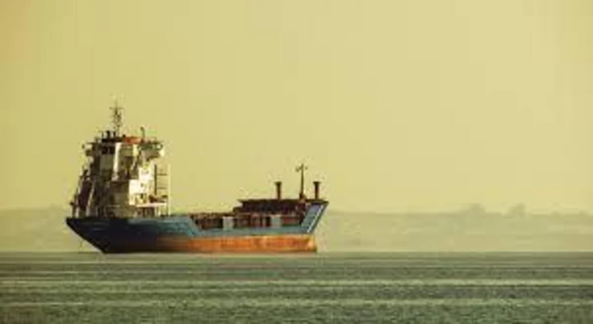 Саудовская Аравия и Бразилия приостановили транзит нефтяных танкеров через Ормуз