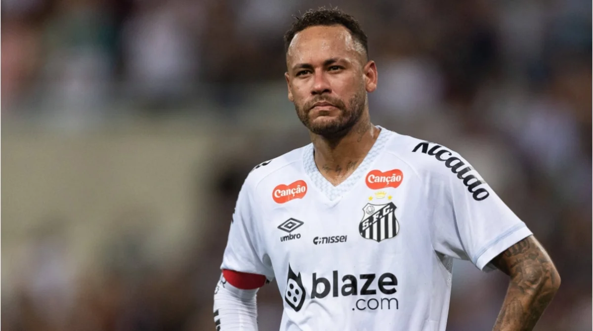 Neymar Braziliya klubundan azarkeşlərlə münaqişə səbəbindən ayrıla bilər