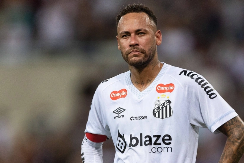 Neymar Braziliya klubundan azarkeşlərlə münaqişə səbəbindən ayrıla bilər