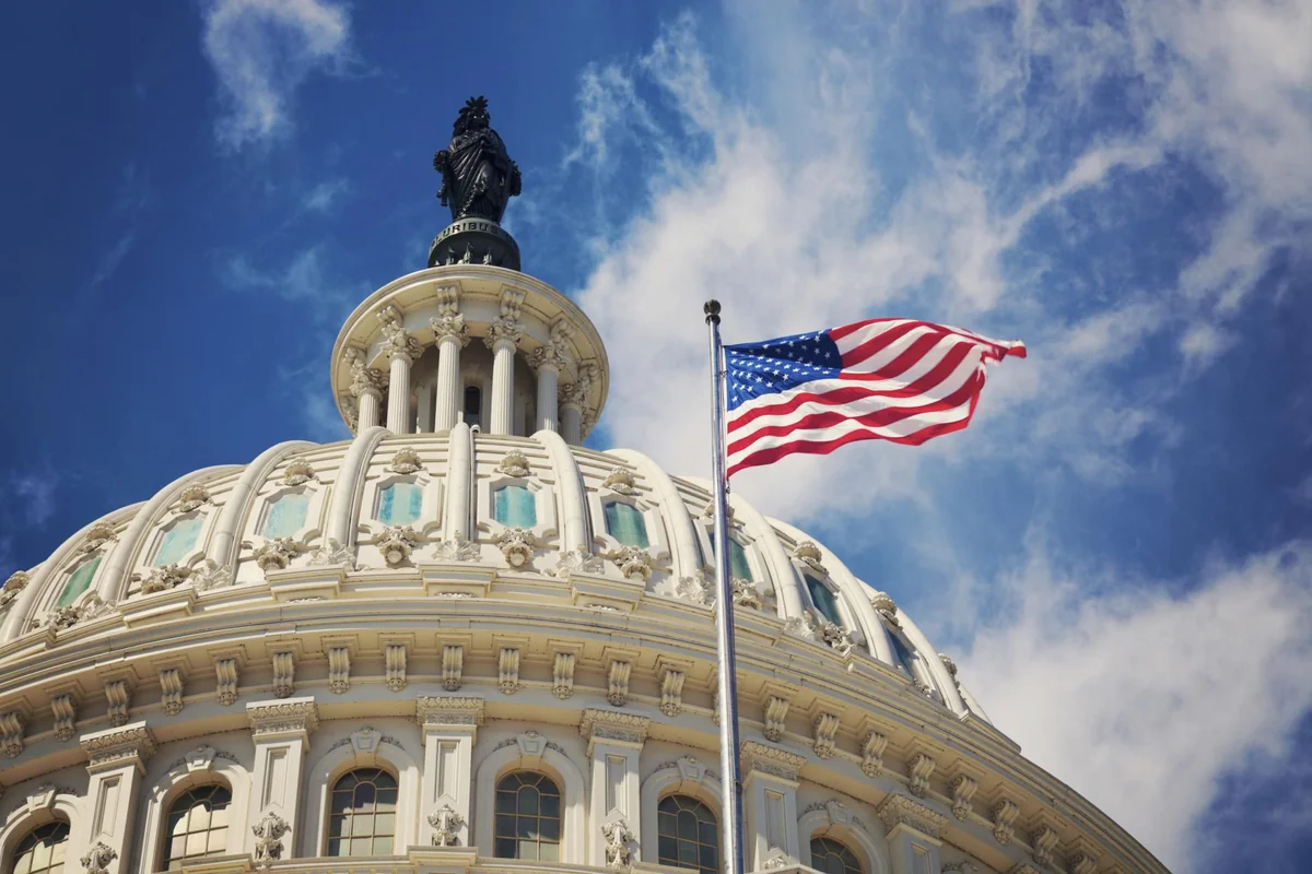 США ввели санкции в отношении Мадуро и Минобороны Ирана