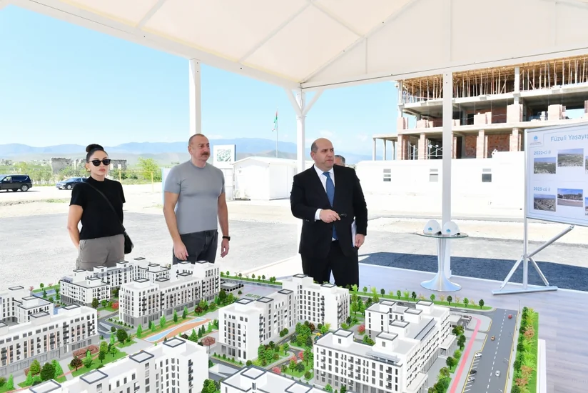 İlham Əliyev və Mehriban Əliyeva MİDA tərəfindən Füzuli yaşayış kompleksində görülən işlərlə tanış olublar