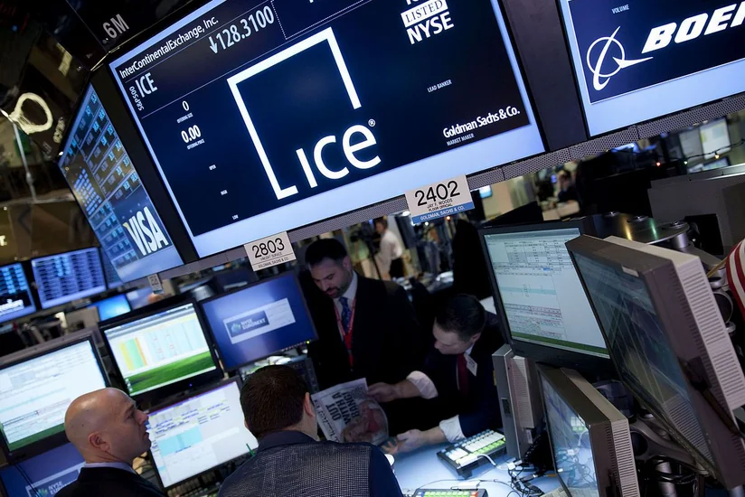 Стоимость нефти марки Brent выросла до 55,34 доллара за баррель