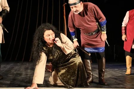 Lənkəran teatrı “Casus” tamaşasının premyerasına hazırlaşır