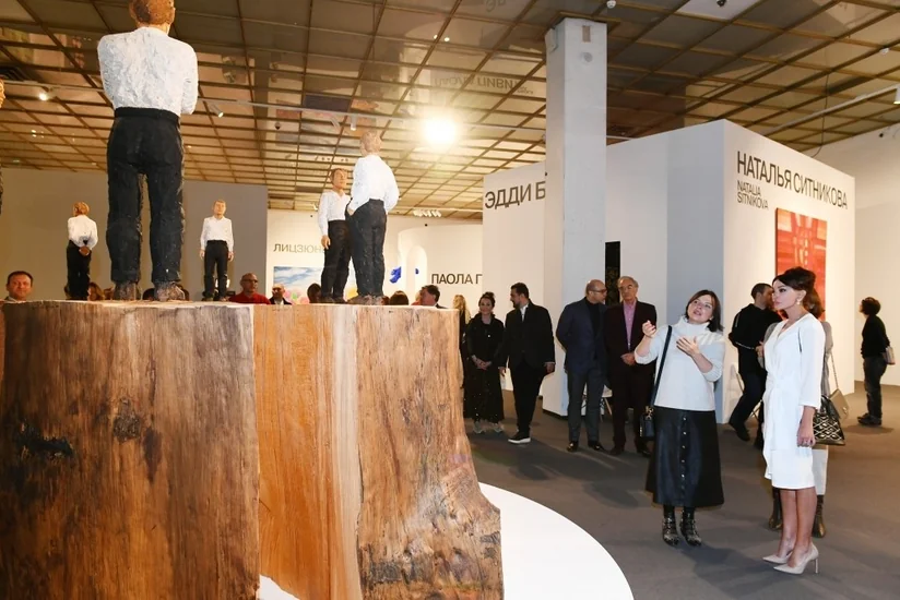 First Vice-President Mehriban Aliyeva viewed 8th Moscow International Biennale of Contemporary Art