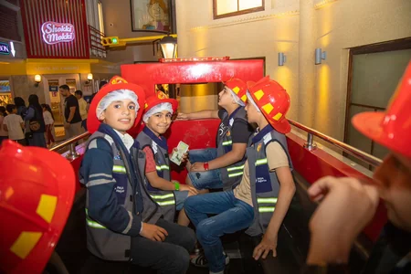 AZAL xüsusi qayğıya ehtiyacı olan uşaqlar üçün bayram təşkil edib