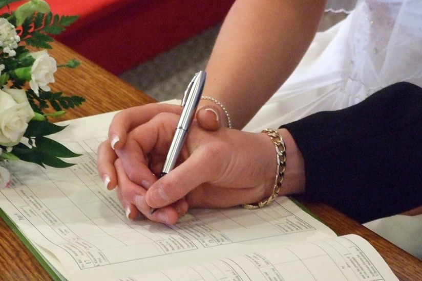 Azerbaijan sees decline in number of marriages and growth in divorces