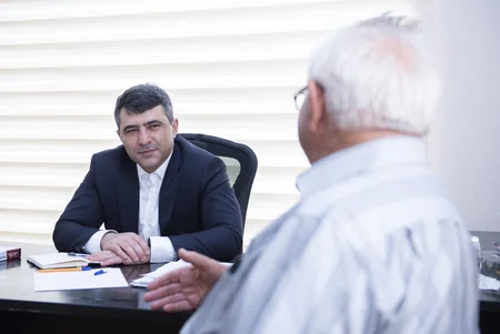 Kənd təsərrüfatı naziri Şamaxıda vətəndaşları qəbul edib