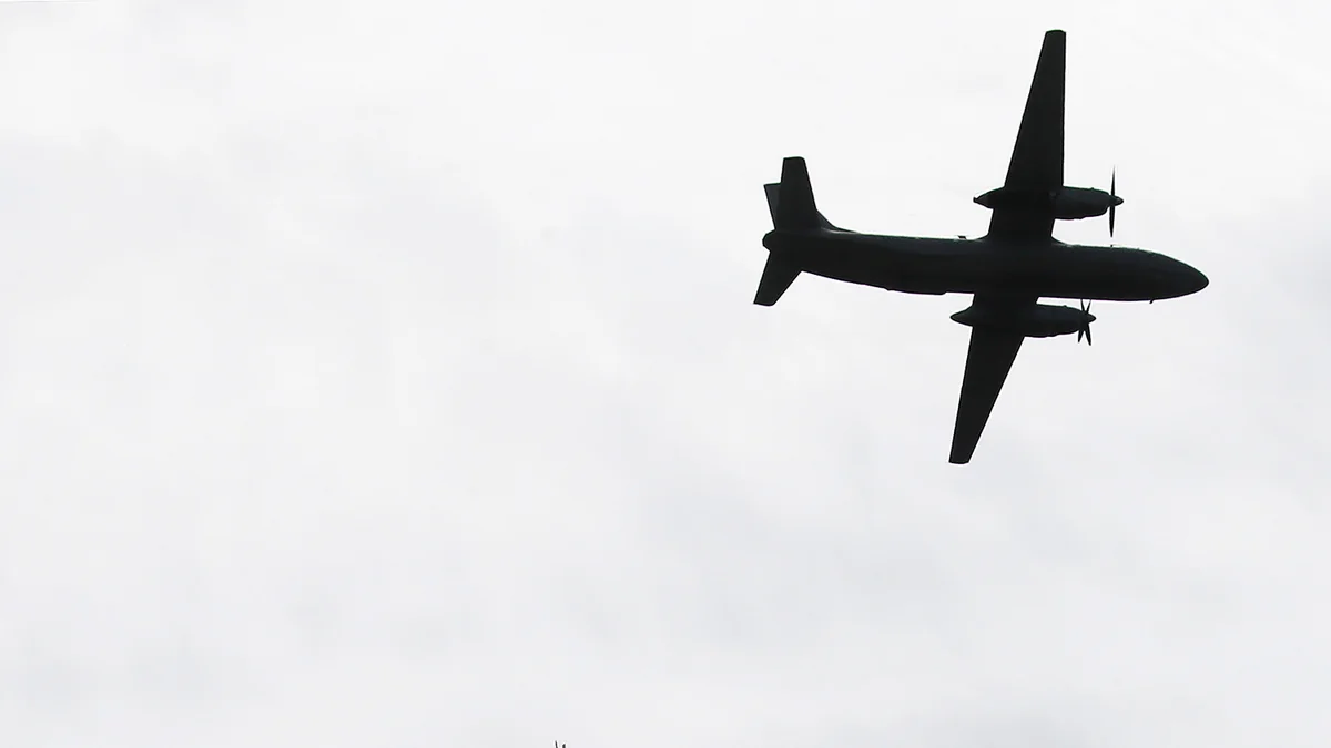 Rusiyada daha bir təyyarə radarlardan itib