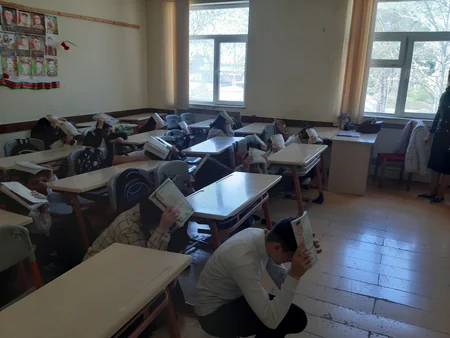 FHN-in Qarabağ Regional Mərkəzi orta məktəbdə təlim keçirib