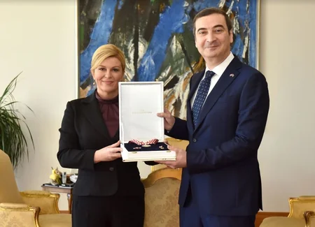 Azərbaycan səfiri Xorvatiyanın ali ordeni ilə təltif olunub