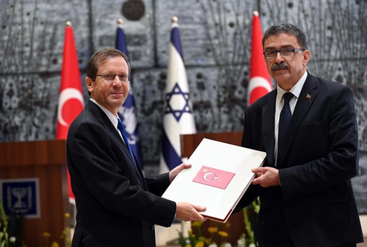 İsrail Prezidenti Türkiyə səfirinin etimadnaməsini qəbul edib