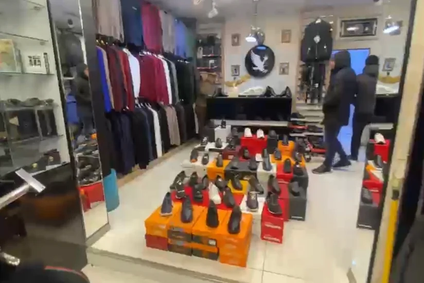 FHN Bakıda geyim mağazasını bağlayıb