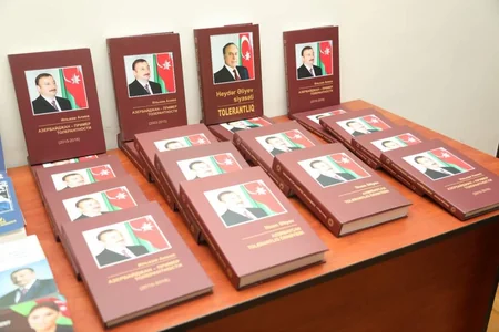 Gəncədə Heydər Əliyevin 100 illik yubileyinə həsr olunmuş regional konfrans keçirilib