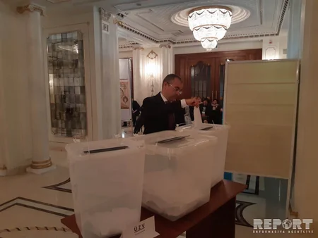 Mikayıl Cabbarov səs verib