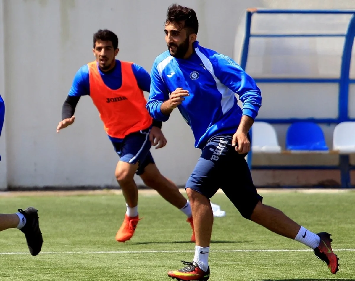 Sumqayıt daha bir futbolçusu ilə yollarını ayırıb