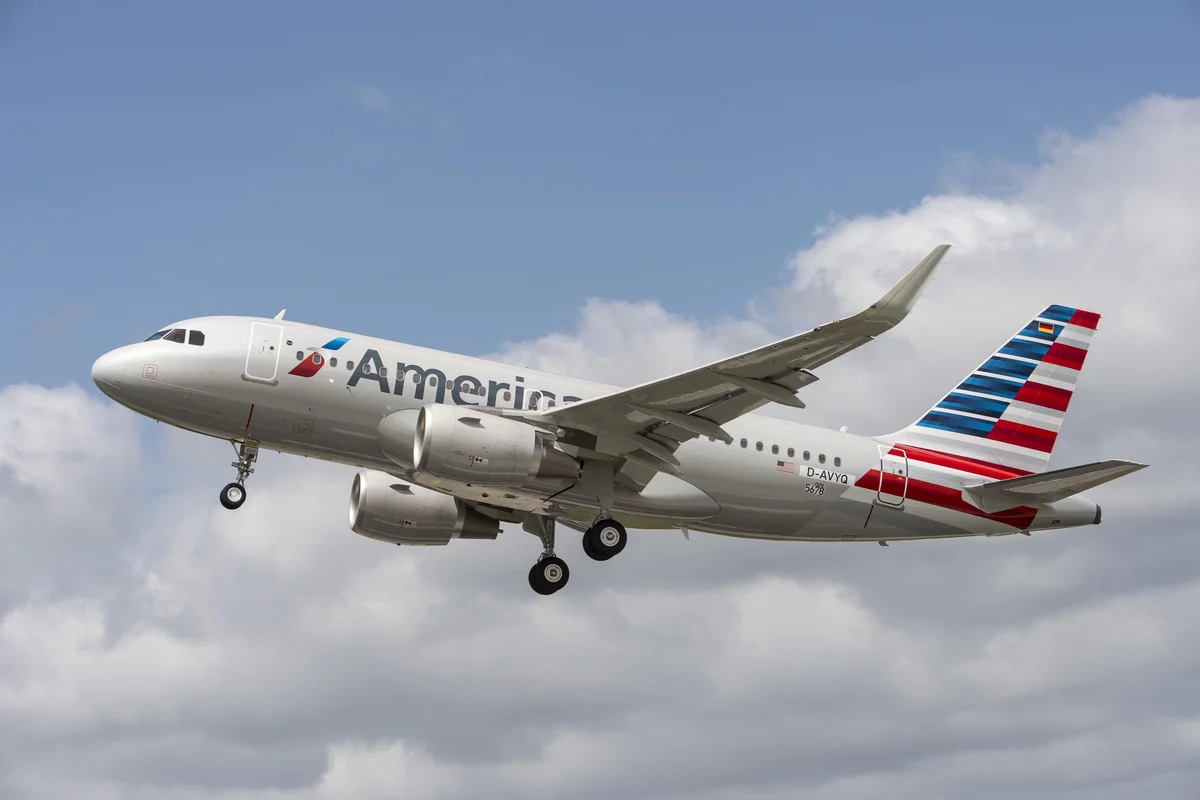 American Airlines passenger jet makes emergency landing