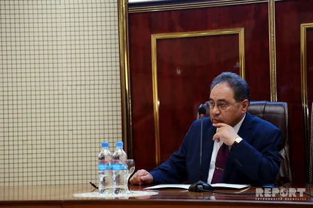 BDU-da “Dövlət qulluğu sisteminin mahiyyəti və əhəmiyyəti” mövzusunda tədbir keçirilib