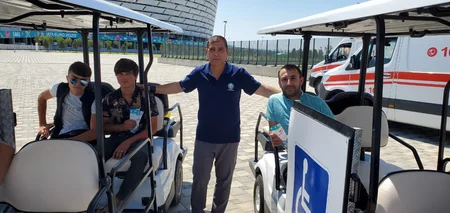 AVRO-2020: Şəhid ailələri və qazilər Bakıdakı oyunu stadionda izləyib