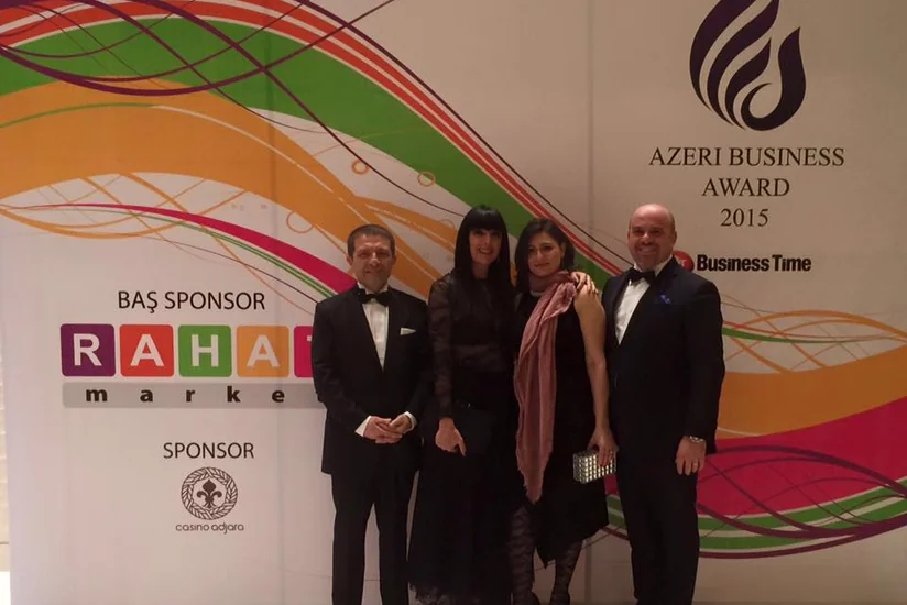 İtaliyanın Azərbaycandakı səfiri Azeri Business Award 2015” mükafatına layiq görülüb
