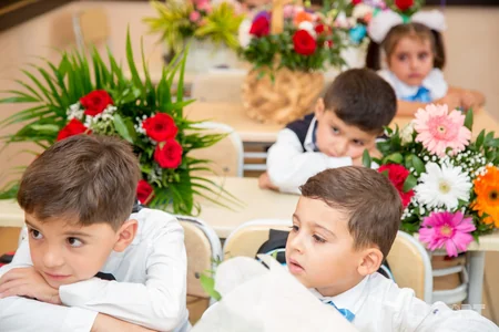 Bakıda dərsə gedən uşaqlar  - FOTOREPORTAJ - VİDEO