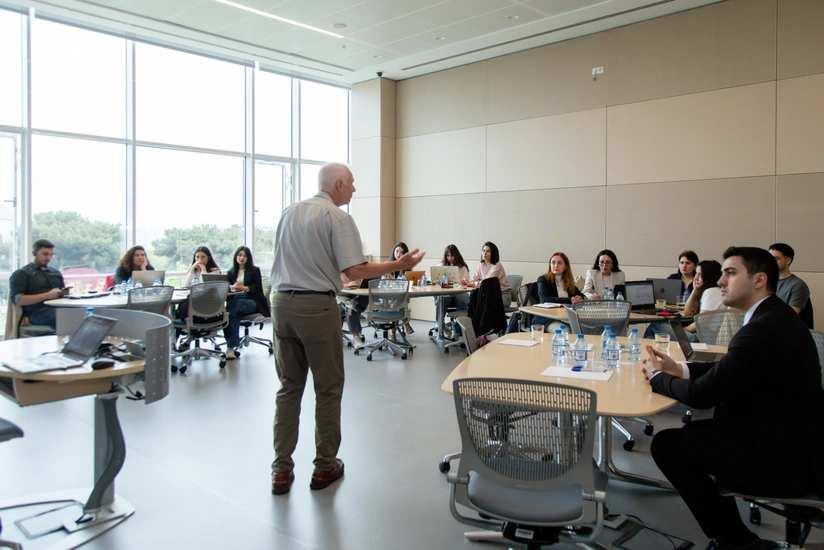 ADA University hosts training on Data Journalism for media reps