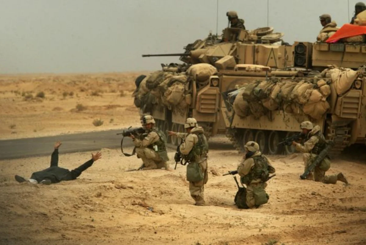 ​İraq Ordusu Tikrit şəhərində İŞİD terrorçularını mühasirəyə alır