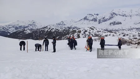 Naxçıvanda qar uçqunlarının nəticələrinin aradan qaldırılması ilə bağlı təlim keçirilib