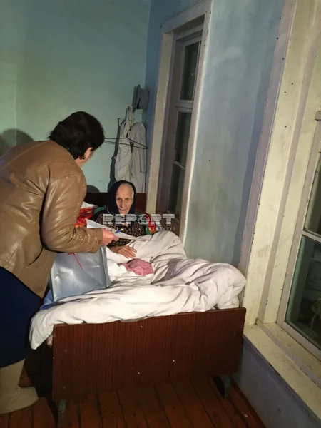 ​126-year-old woman voted in Azerbaijan - PHOTO
