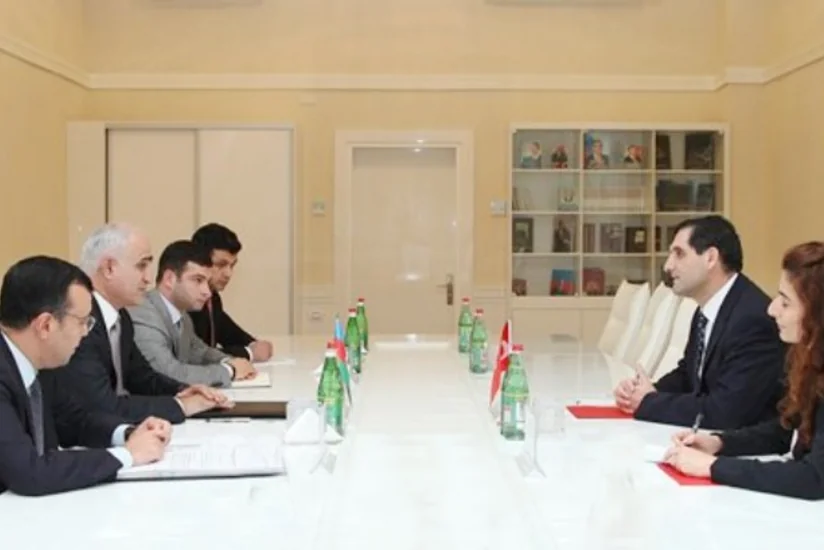 İqtisadiyyat naziri Türkiyənin Azərbaycandakı yeni səfiri ilə görüşüb