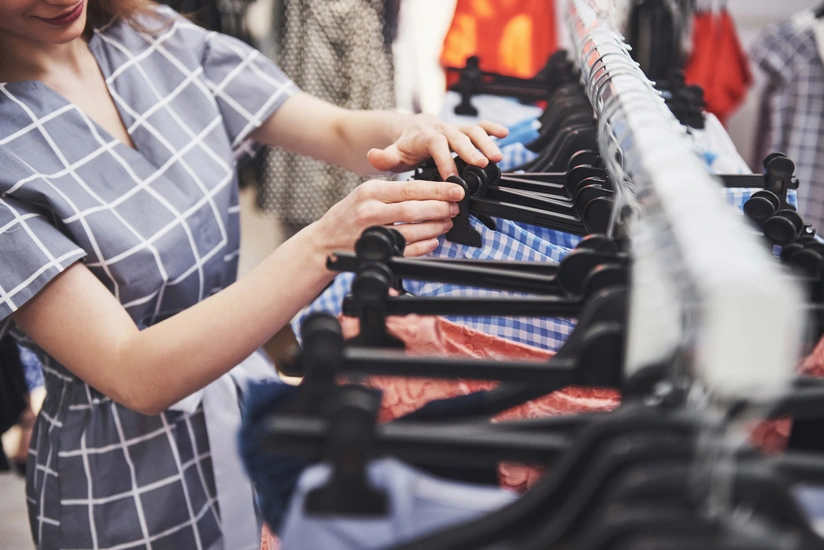 Bakıda karantini pozaraq işləyən moda evi aşkarlandı