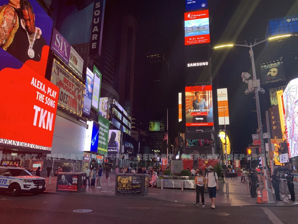 Nyu-Yorkda vaksin çatışmazlığı yarandı