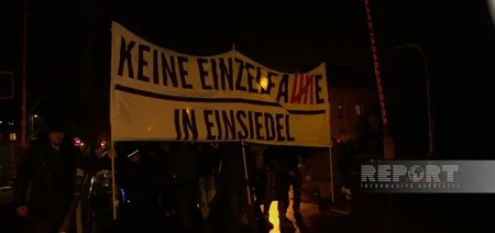 Almaniyada hökumətin istefası tələbi ilə etiraz aksiyaları keçirilir - FOTOLAR