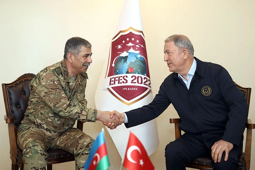 Azərbaycan və Türkiyə müdafiə nazirləri görüşüb
