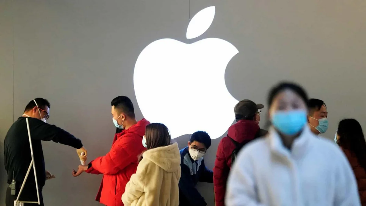 “Apple” əməkdaşlarının məsafədən işləmə müddətini yanvaradək uzadıb