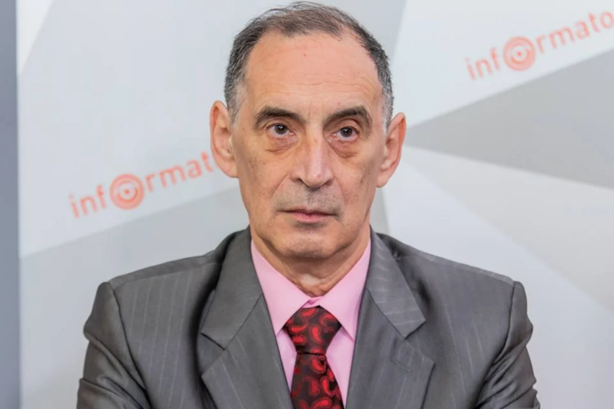 Political scientist: Iran - backward state militarily and technically