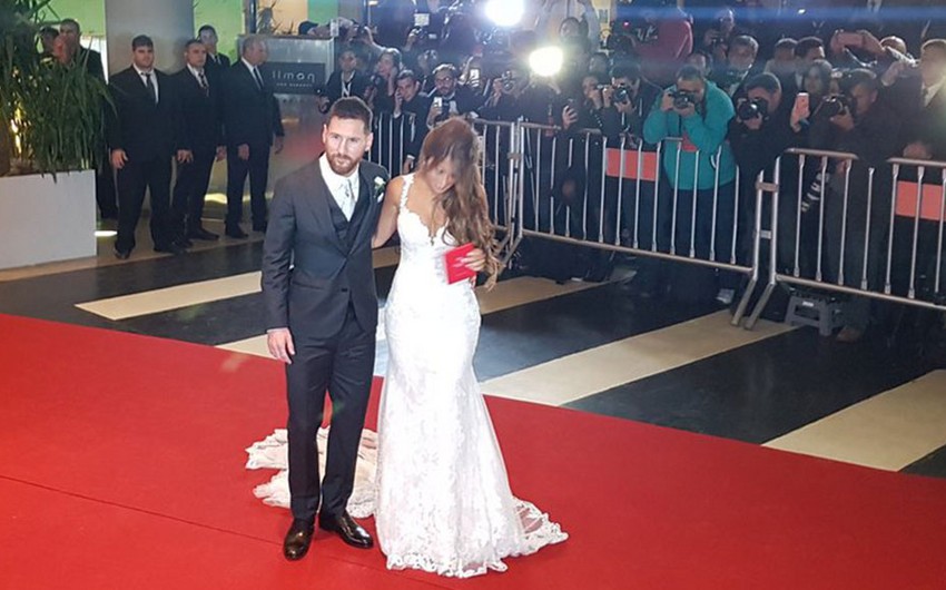 Lionel Messi toyundan qalan yemək və içkiləri xeyriyyə təşkilatına verib