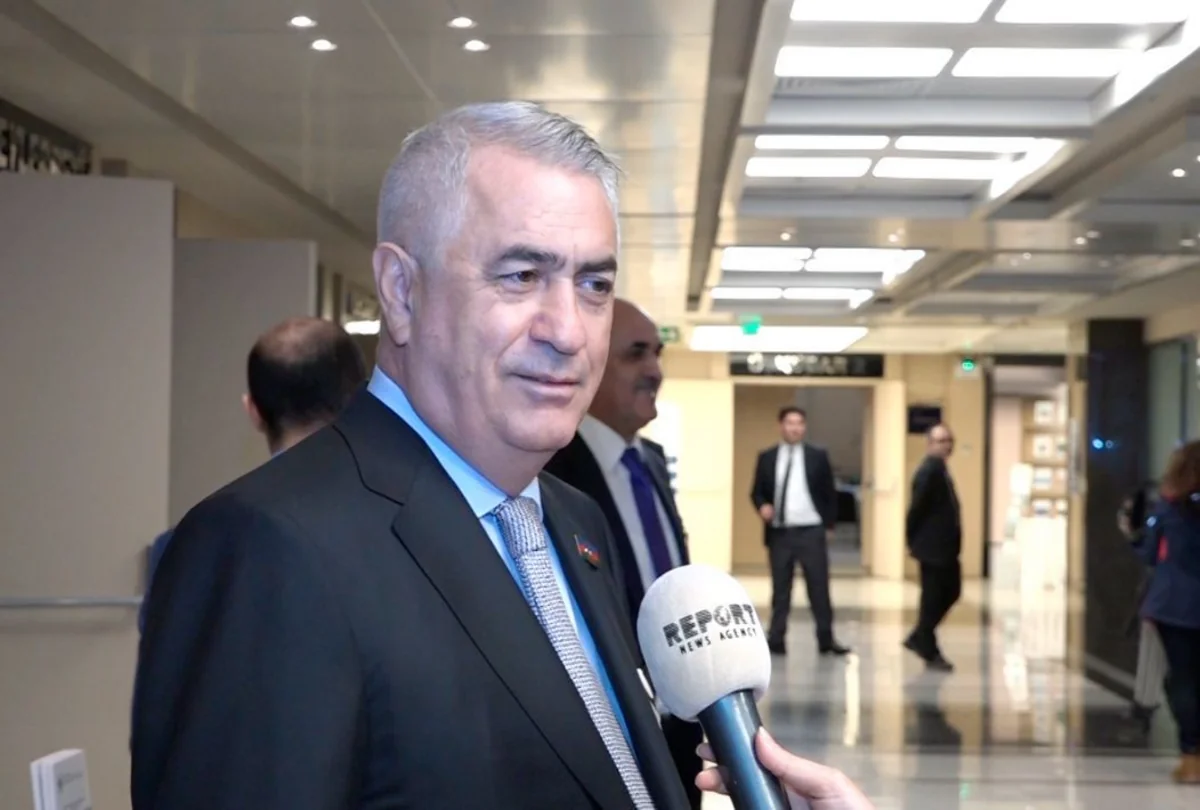 Cavid Qurbanov: Bakı-Gəncə sürət qatarında bəzi yerlər bahadır, belə də olmalıdır