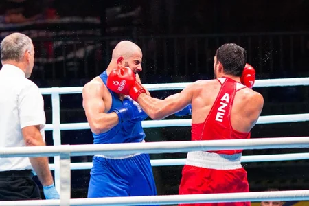 Европейские игры: Азербайджанский боксер вышел в полуфинал