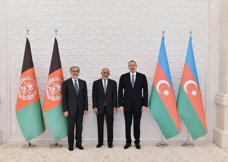 Prezident İlham Əliyev Əfqanıstan Prezidenti ilə görüşüb