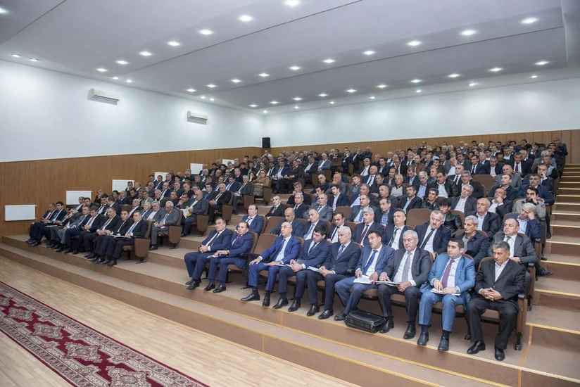 Oğuzda “Tütünçülük-2020: qarşıda duran vəzifələr” mövzusunda respublika müşavirəsi keçirilib
