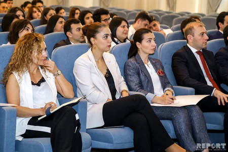 Gənc diplomatlar hərəkat yaradıblar - FOTOLAR
