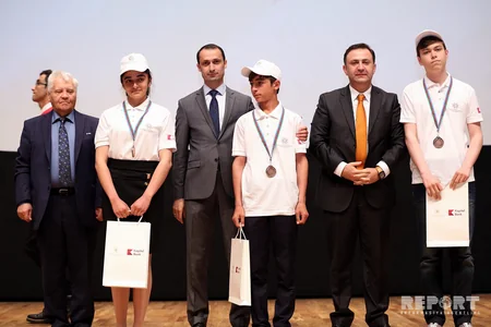 Respublika fənn olimpiadaları qalibləri mükafatlandırılıb