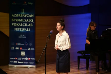 II Azərbaycan beynəlxalq vokalçılar festivalının üçüncü günü başlayıb