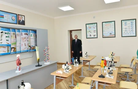 Prezident İlham Əliyev 101 nömrəli məktəbin əsaslı təmir və yenidənqurmadan sonrakı vəziyyəti ilə tanış olub - YENİLƏNİB