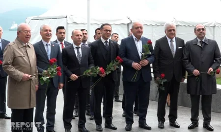 İstanbulda Heydər Əliyevin 95 illik yubileyi qeyd olunub