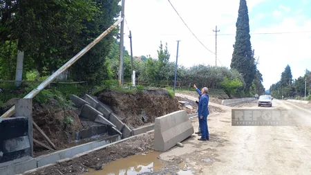 Astarada uzanan yol problemi, sakinlərlə aidiyyəti qurumlar bir-birini günahlandırır