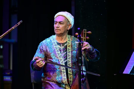Bişkekdə Azərbaycanın Qədim Musiqi Alətləri Ansamblının konserti olub