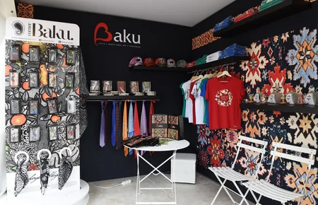 Parisdə “Azərbaycan şəhərciyi”nin rəsmi açılışı olub